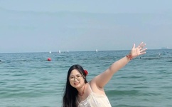 英语课代表的水真多视频